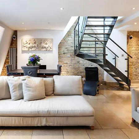 Knightsbridge Central 4Th Floor Walk Up- Penthouse